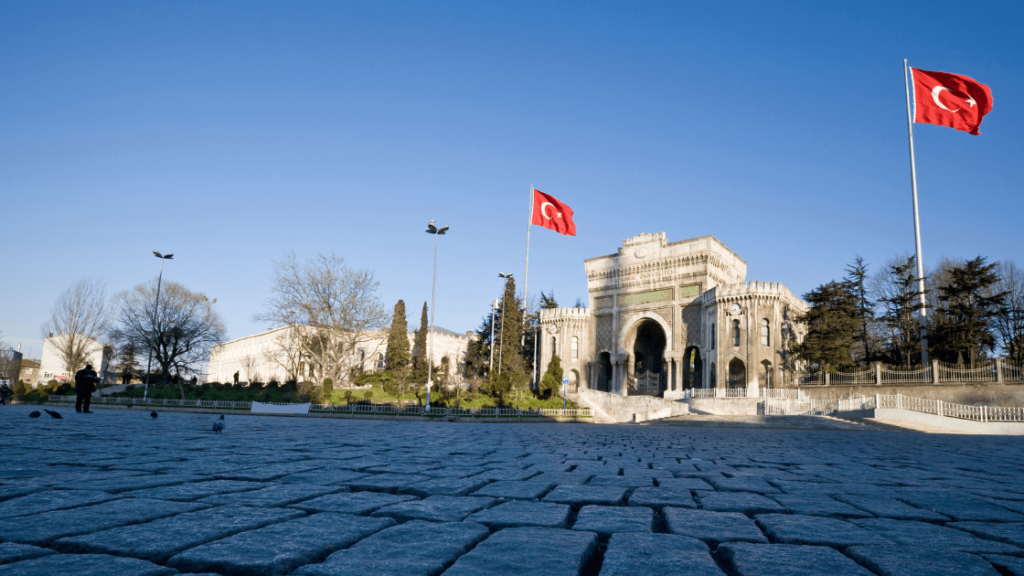 universitas istanbul