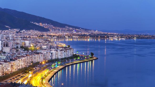 Kota İzmir, Turki: Sejarah, Wisata, Kuliner, dan Fakta Menarik