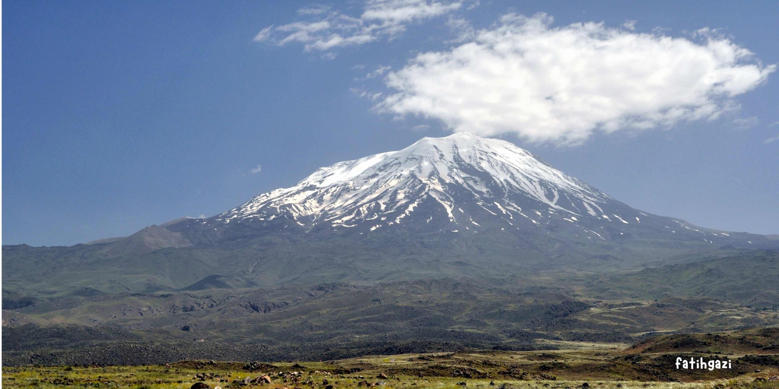 Gunung Ararat Turki: Puncak Tertinggi di Turki