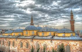 Keindahan Arsitektur Bursa Grand Mosque