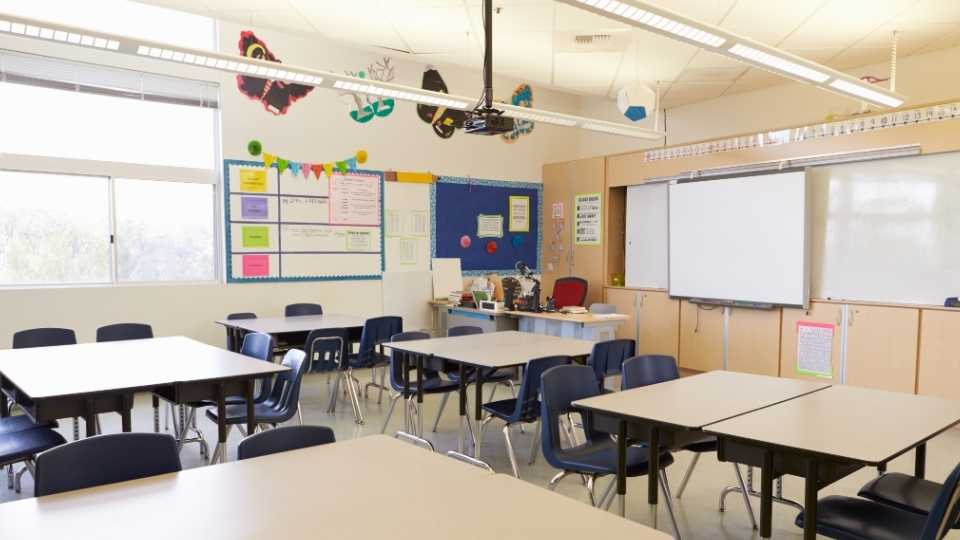 Fakta Seputar Sekolah Swasta dan Negeri: Apa Bedanya?