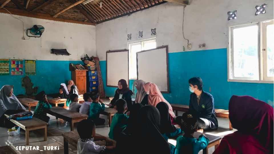 Apa Itu Kegiatan KKN di Masa Kuliah?