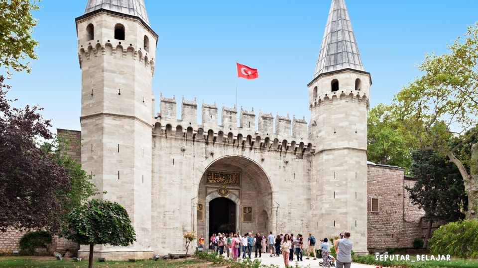 Kehidupan Kampus di Istanbul: Keren Banget!!!