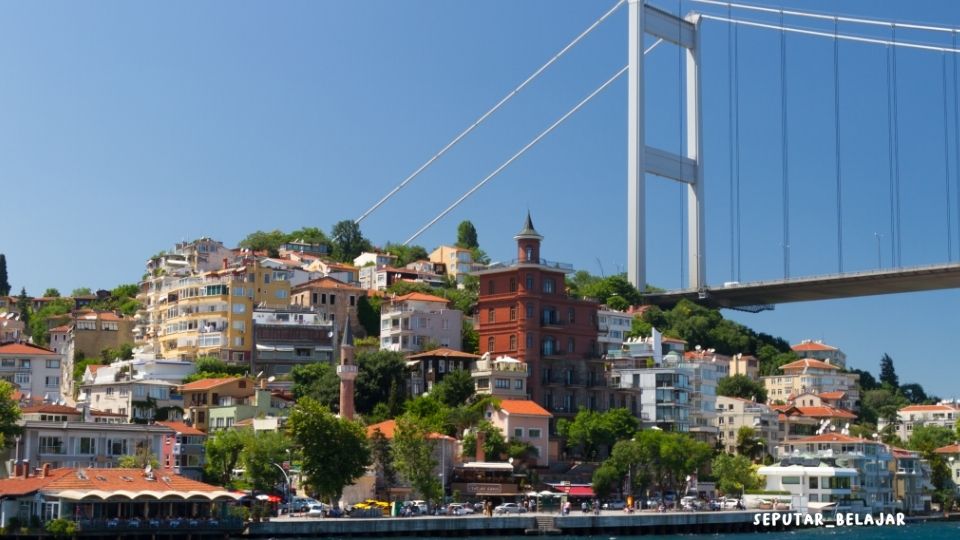 Cuaca yang sering terjadi di Istanbul